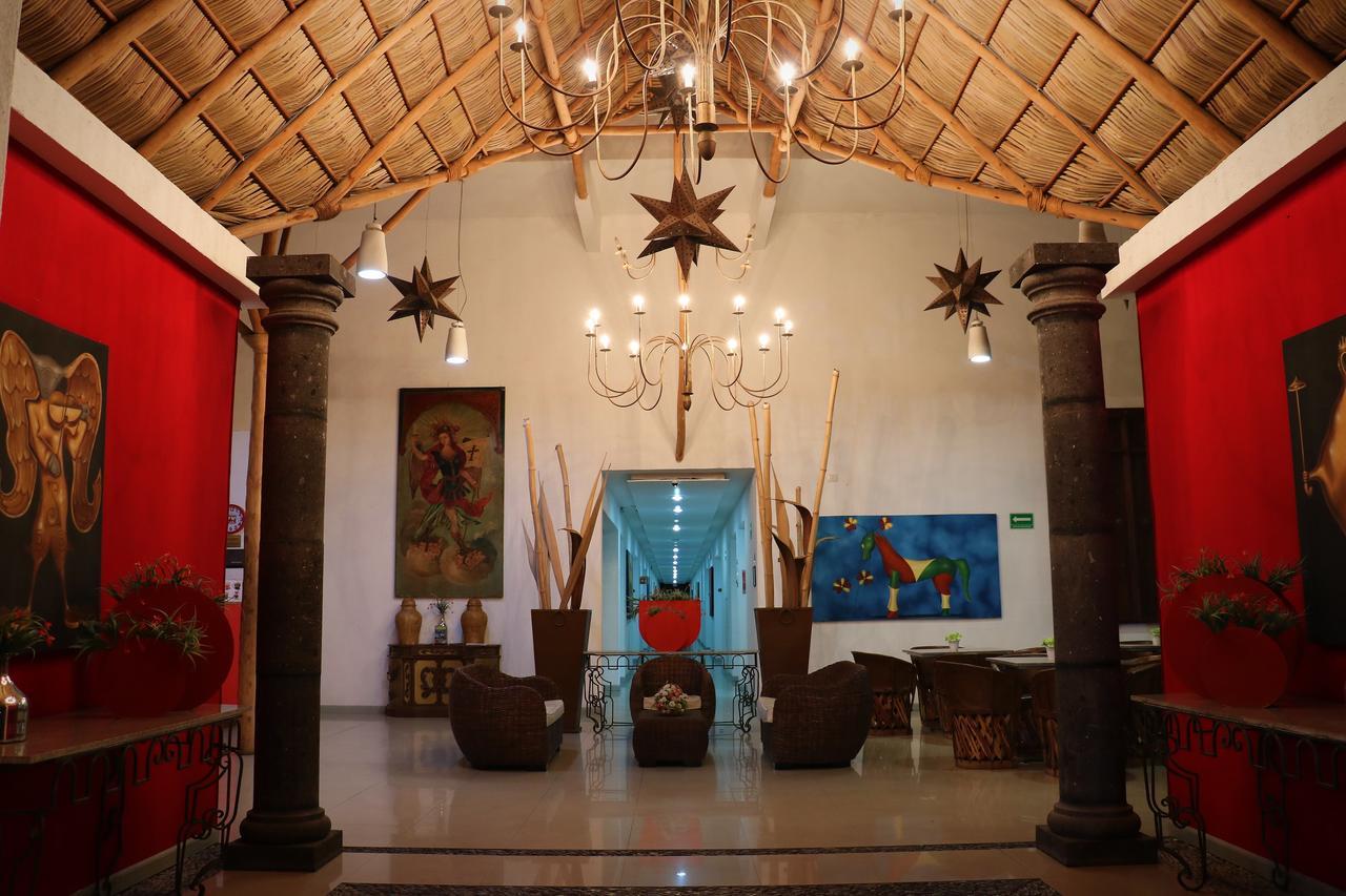 Zar Colima Hotel Exterior photo