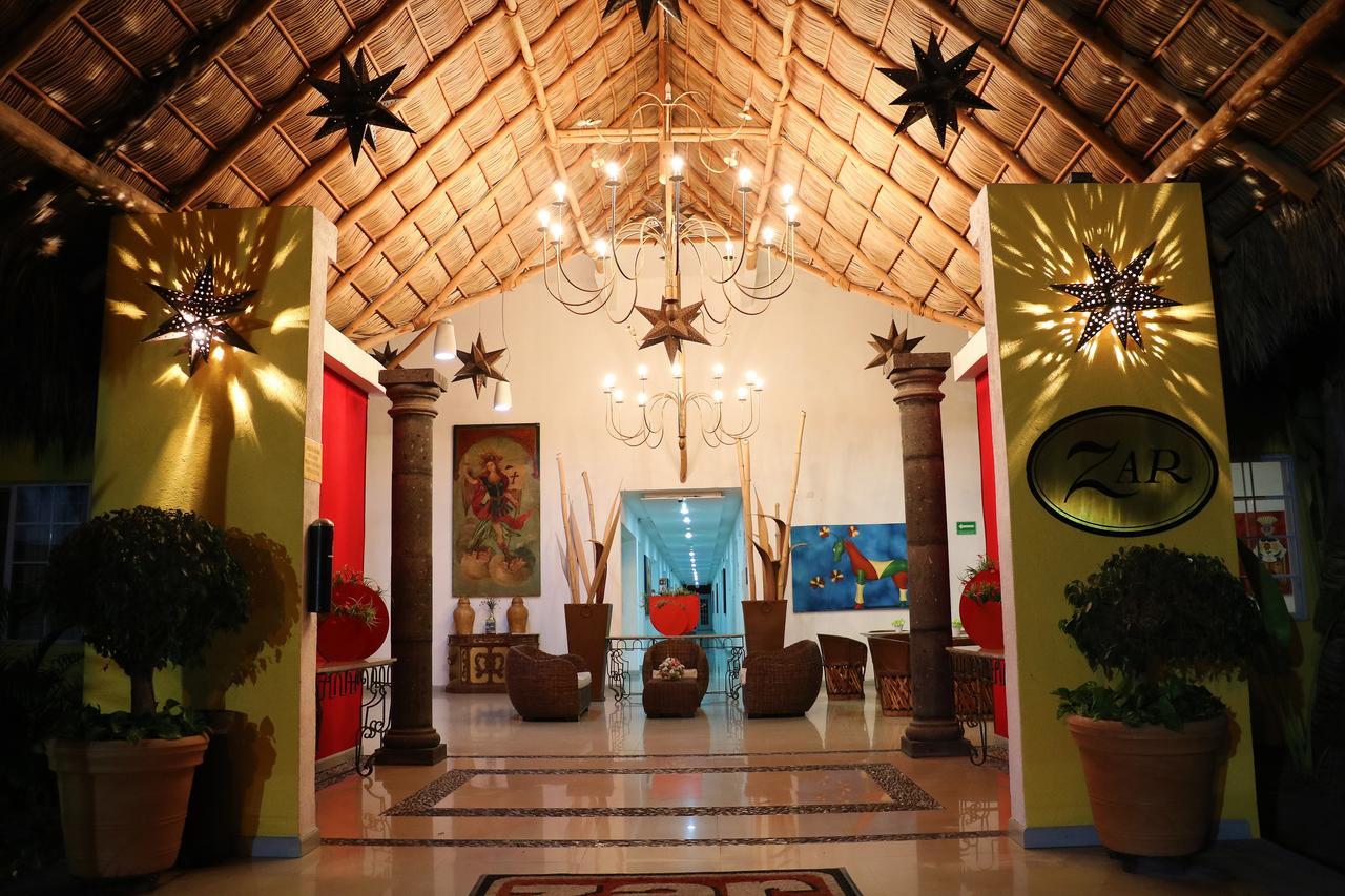 Zar Colima Hotel Exterior photo